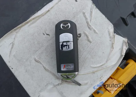 2012 Mazda Mazda3 I Touring z USA, uszkodzony, nr VIN JM1BL1L88C1695651